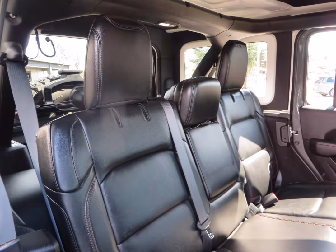 2022 Jeep Wrangler - 1C4JJXSJ2NW156223 - Image #59