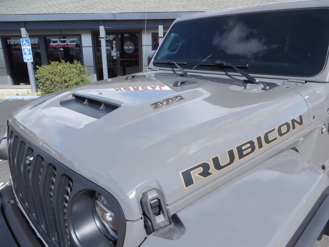 2022 Jeep Wrangler - 1C4JJXSJ2NW156223 - Image #10