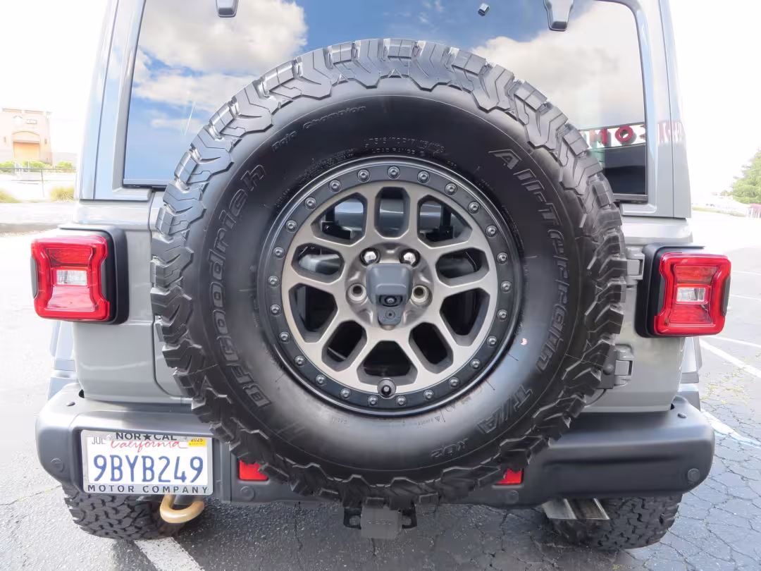 2022 Jeep Wrangler - 1C4JJXSJ2NW156223 - Image #11