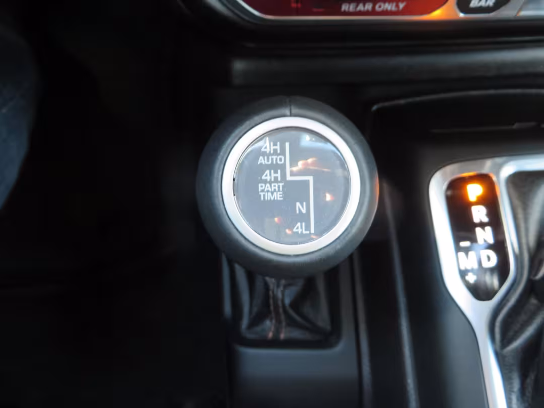 2022 Jeep Wrangler - 1C4JJXSJ2NW156223 - Image #35