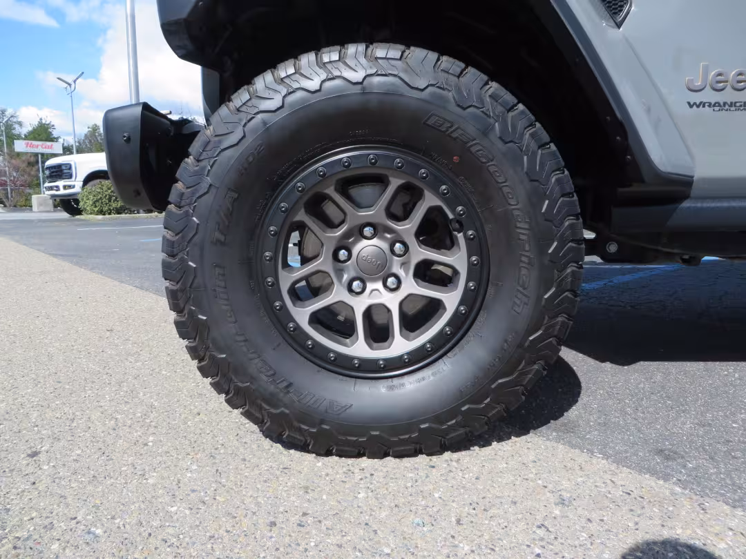 2022 Jeep Wrangler - 1C4JJXSJ2NW156223 - Image #8