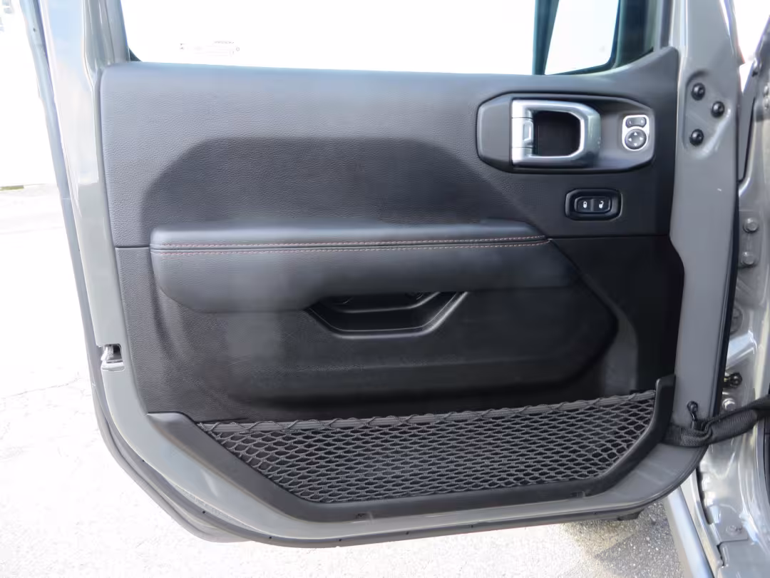 2022 Jeep Wrangler - 1C4JJXSJ2NW156223 - Image #16