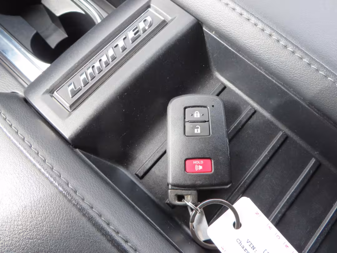 2021 Toyota Tundra - 5TFHY5F15MX021285 - Image #34